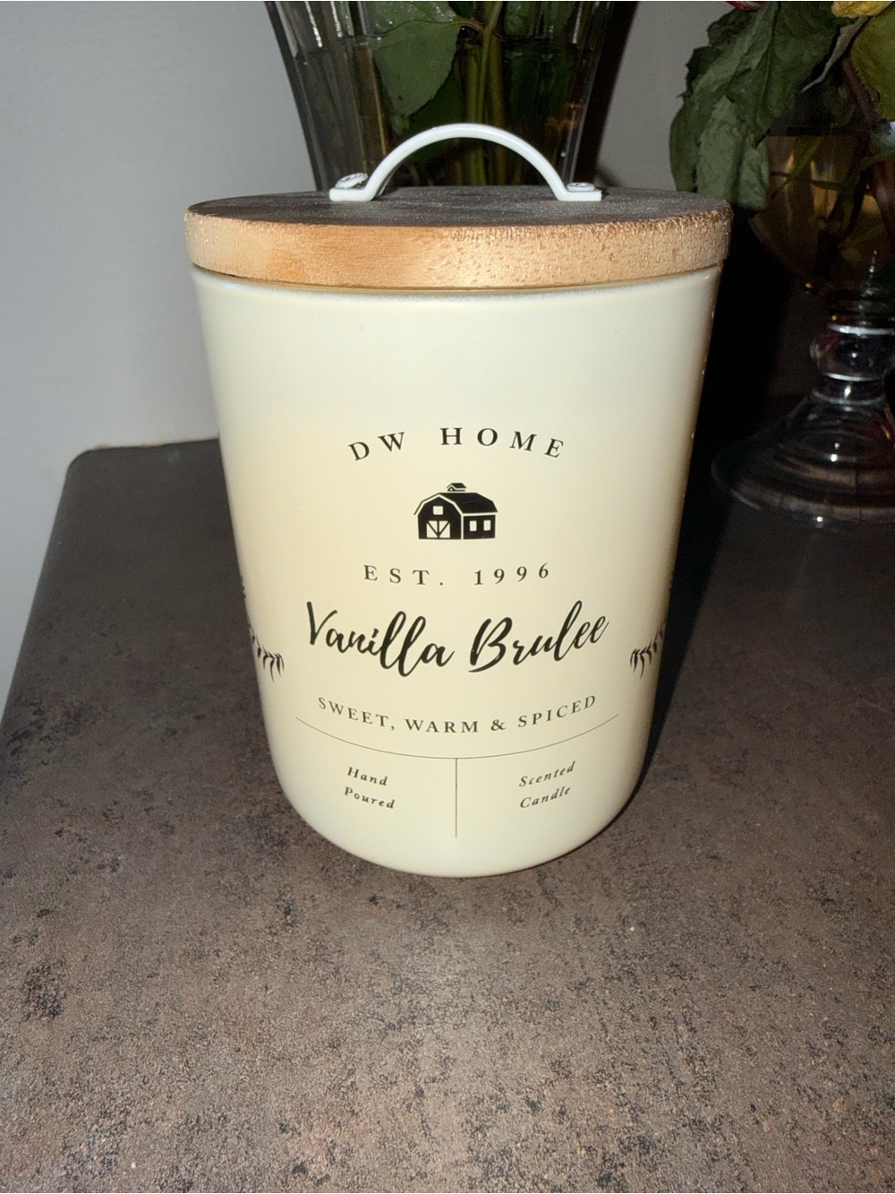 DW Home Vanilla Brulee Scented Candle - Cream with Wood-Tone Lid